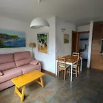 Apartamentos Corona Апартаменты Комильяс
