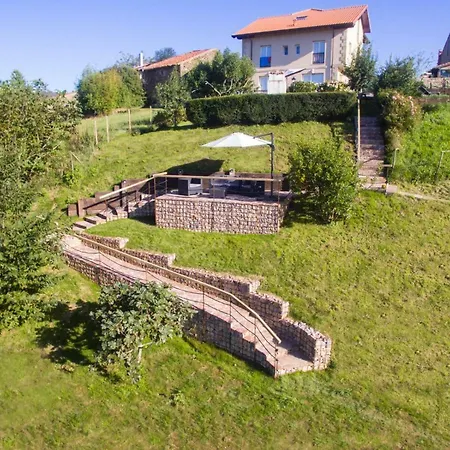 Apartamentos Corona شقة