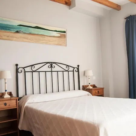 Apartamentos Corona Apartment
