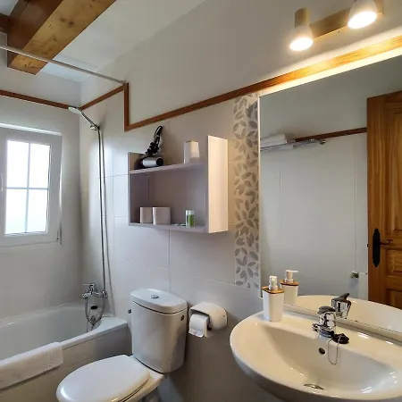 Apartamentos Corona * Comillas